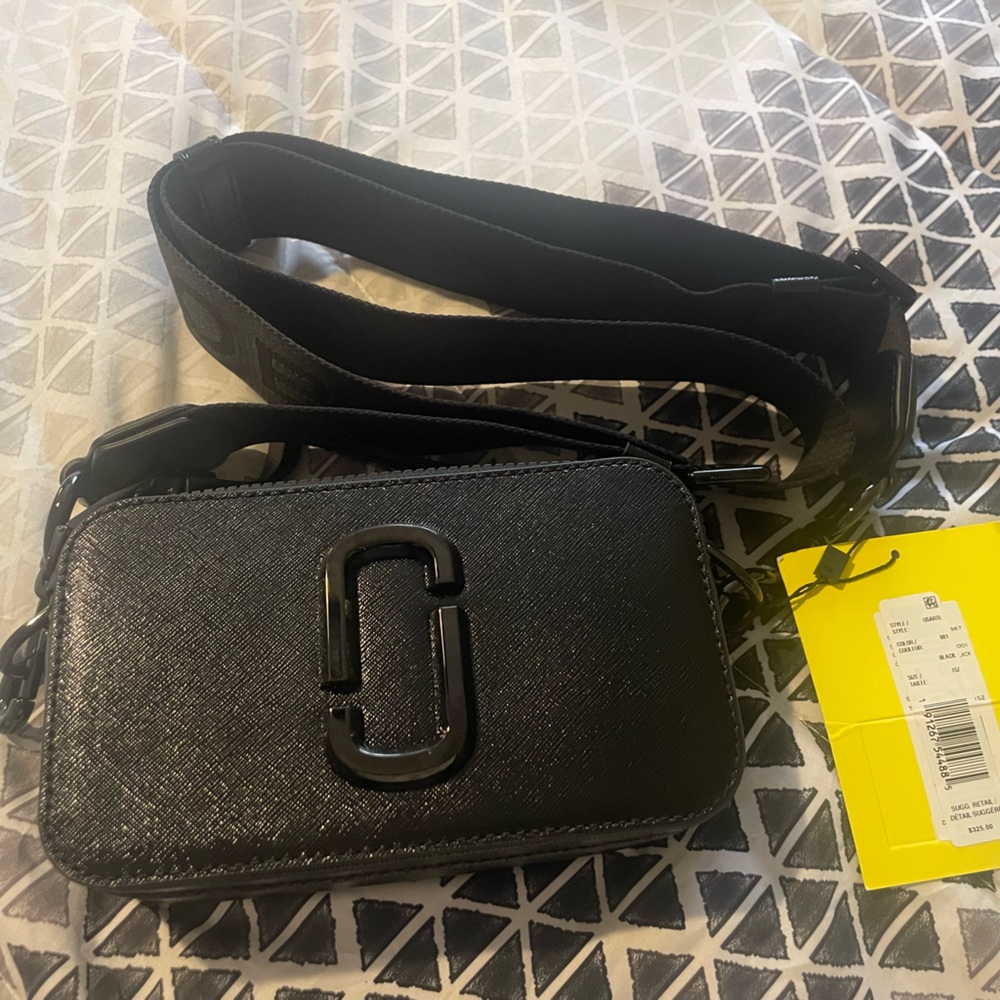 Marc Jacob snapshot bag in black